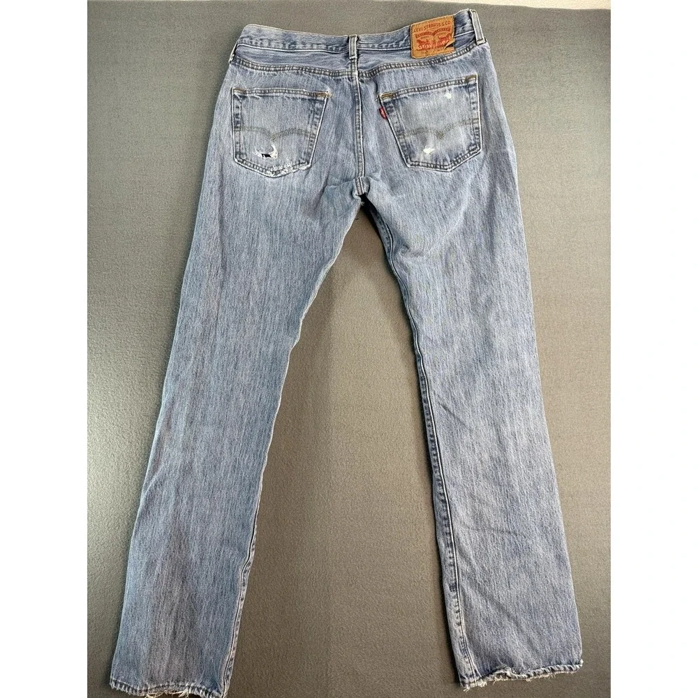 VTG Levis 501 Jeans Mens 34x34 Light Wash Blue Regular Straight Distressed Denim